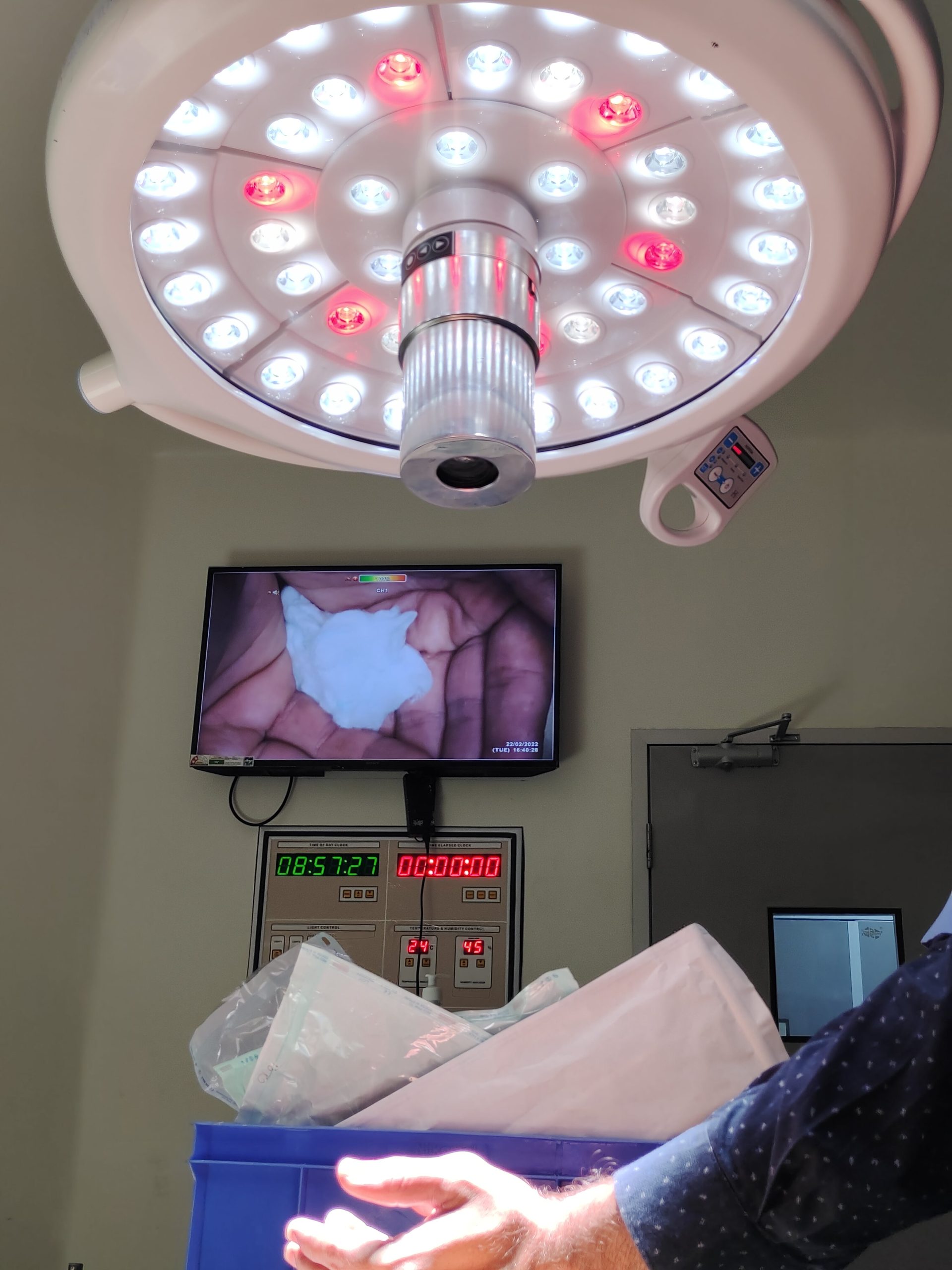 SHADOWLESS OPERATION THEATRE LIGHTS